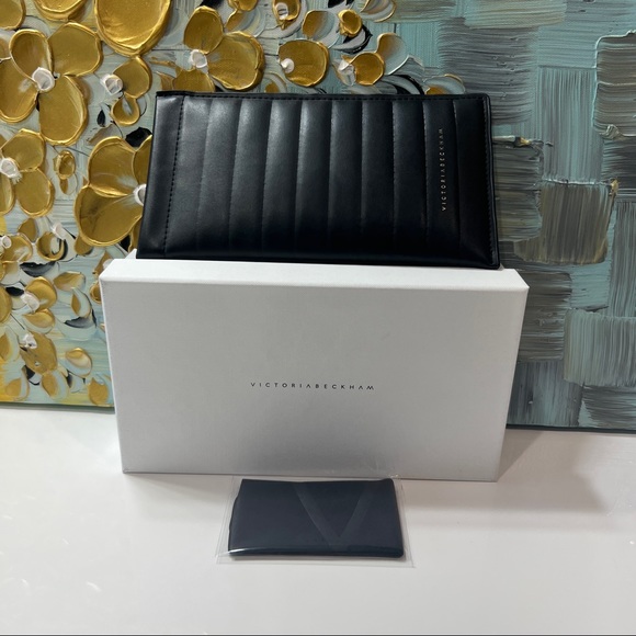 Victoria Beckham Accessories - Victoria Beckham Sunglasses / Glasses Case with Box and Cleaning Cloth Wipe